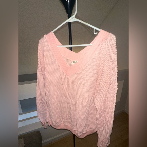 Women’s knit-style long sleeve top - Picture 2 of 2